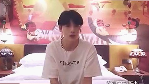 吉林警花张津瑜再陷隐私风波：厕所门视频曝光背后谜团