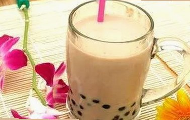 吉林警花张津瑜再陷隐私风波：厕所门视频曝光背后谜团